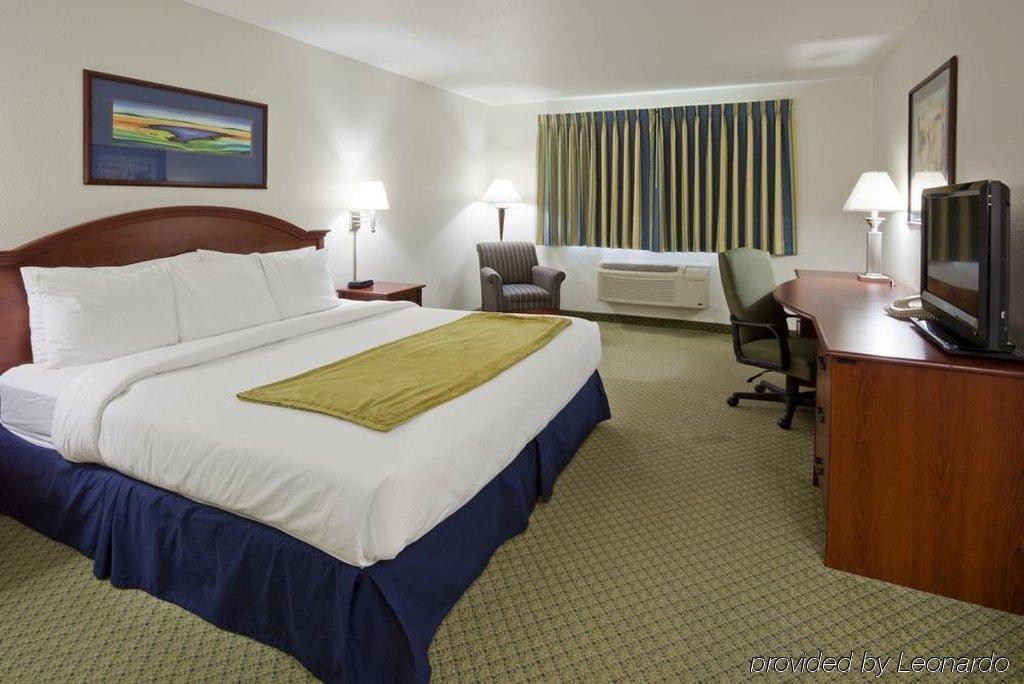Crossings By Grandstay Inn & Suites Becker Exterior foto